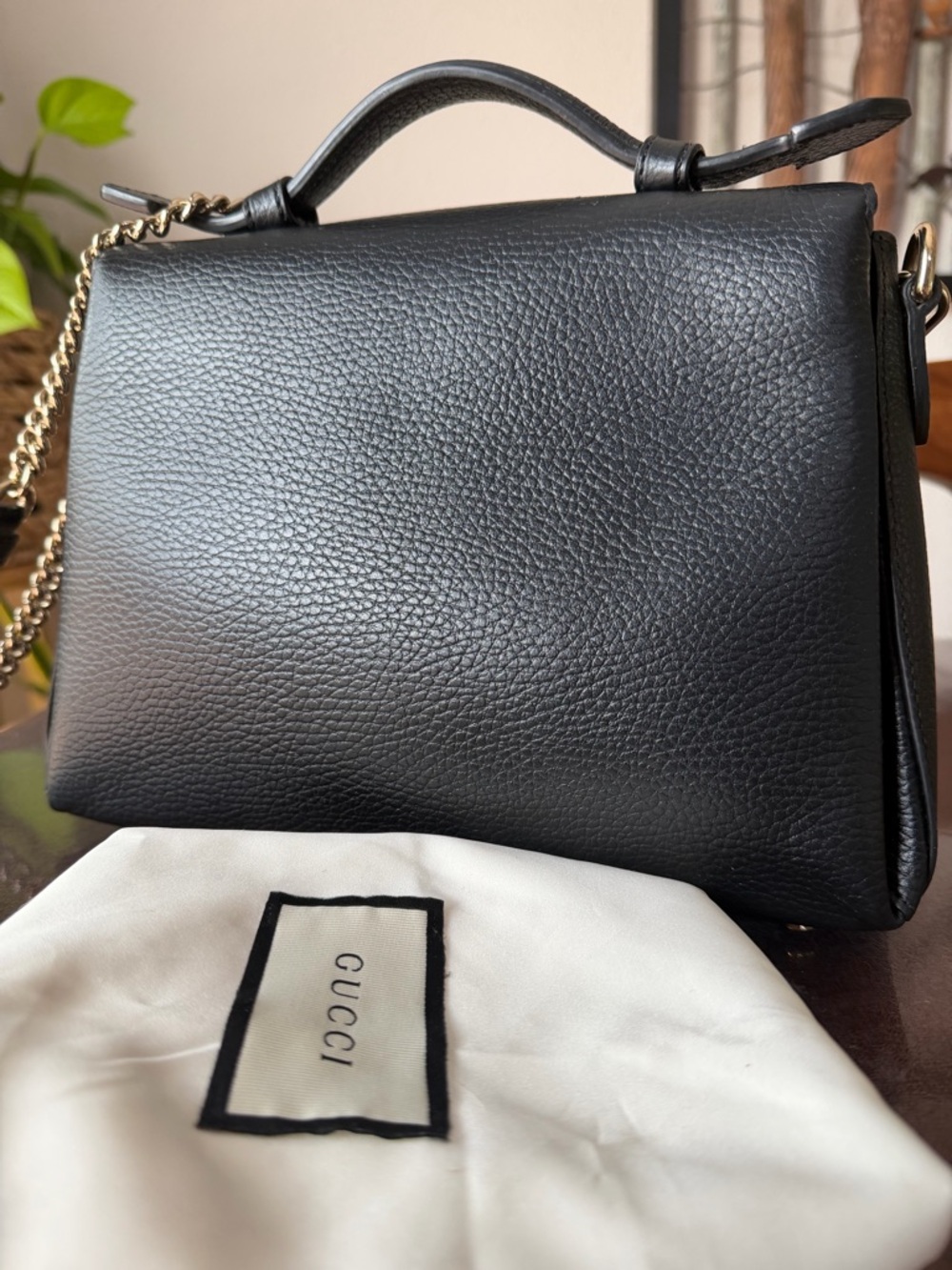 Gucci Interlocking GG Top Handle Bag - Picture 2 of 16